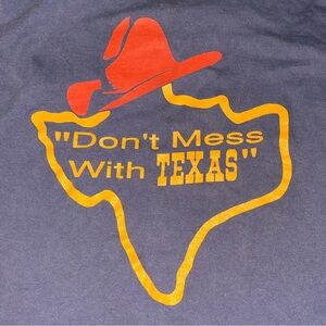 Vintage XL Single Stitch Lone Star Steakhouse & Saloon Navy Shirt